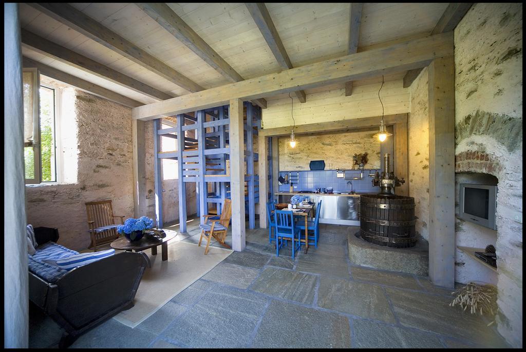 Agriturismo Famiglia Al Castello Di Bagnolo Bagnolo Piemonte Номер фото