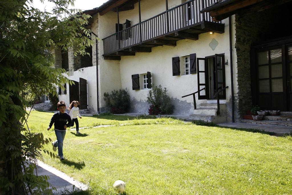 Agriturismo Famiglia Al Castello Di Bagnolo Bagnolo Piemonte Номер фото