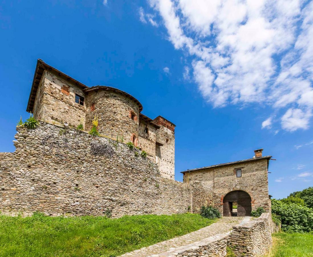 Agriturismo Famiglia Al Castello Di Bagnolo Bagnolo Piemonte Екстер'єр фото